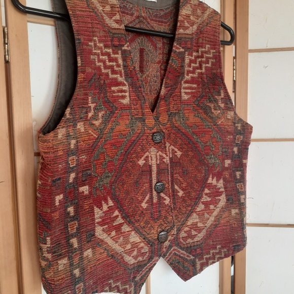 Vintage woven carpet vest - Picture 5 of 16